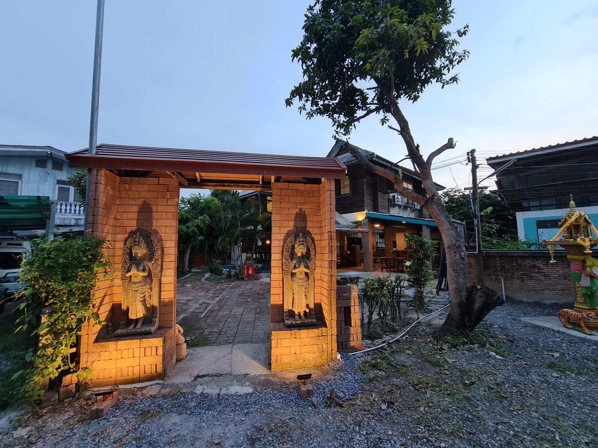 Tepbunthomhouse Ayutthaya公寓 外观 照片