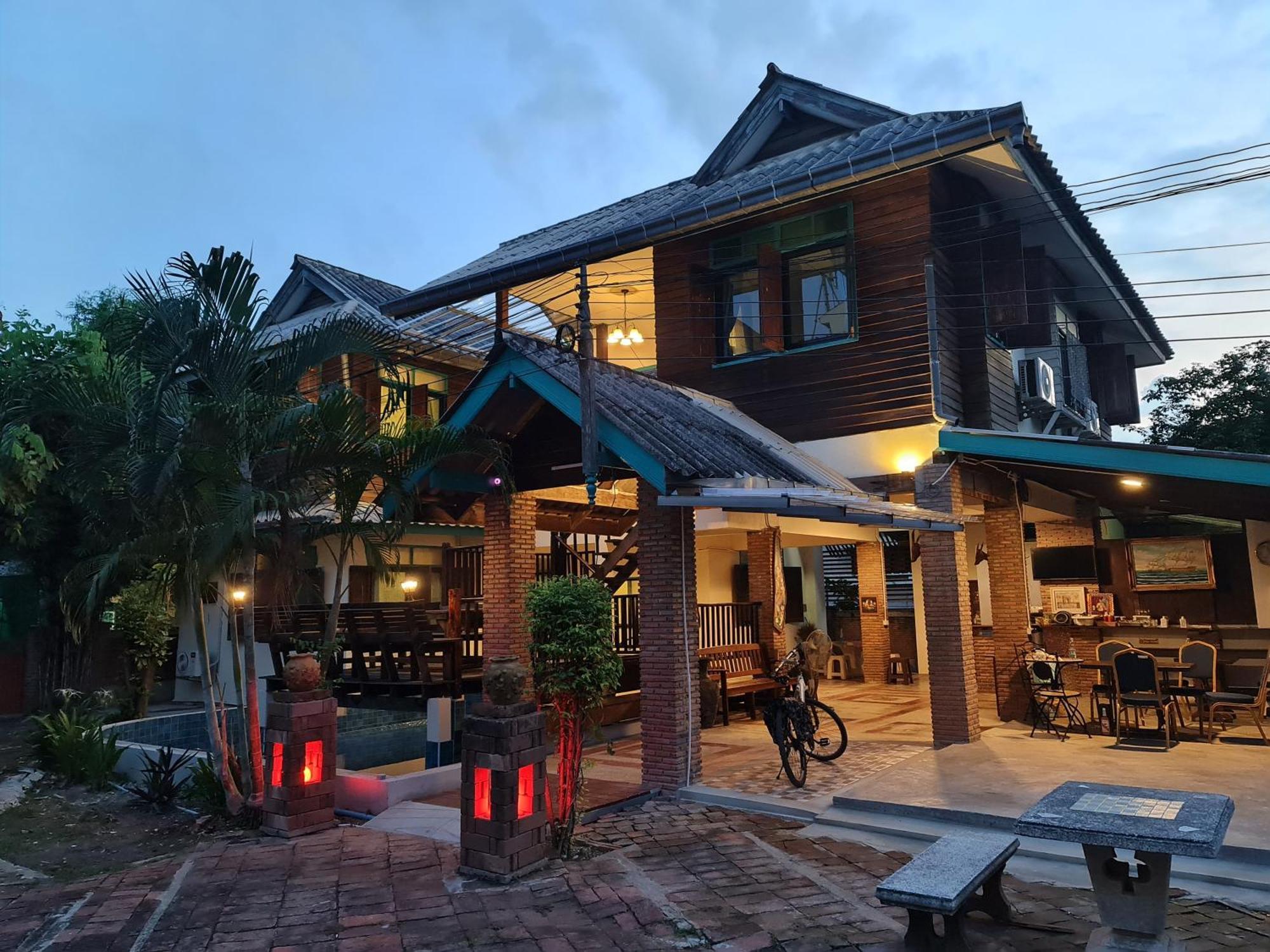 Tepbunthomhouse Ayutthaya公寓 外观 照片